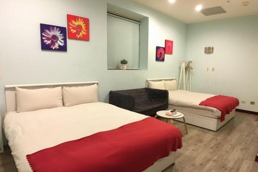 85旅行家 Apartment Kaohsiung Exterior photo