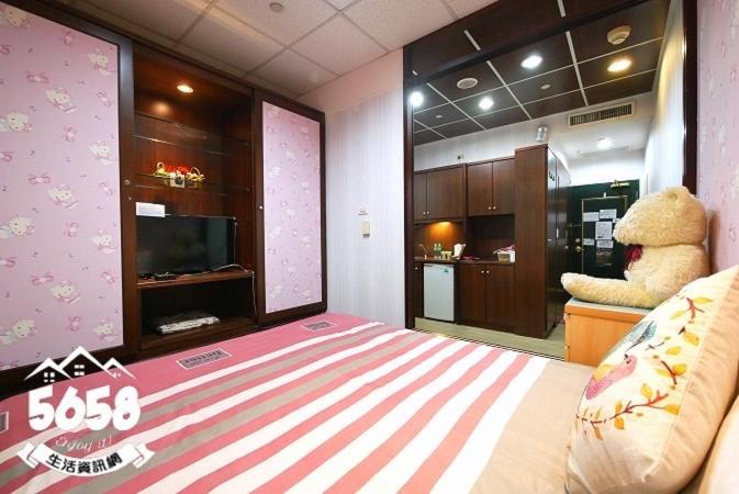 85旅行家 Apartment Kaohsiung Exterior photo
