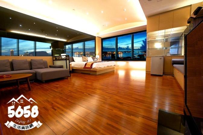 85旅行家 Apartment Kaohsiung Exterior photo